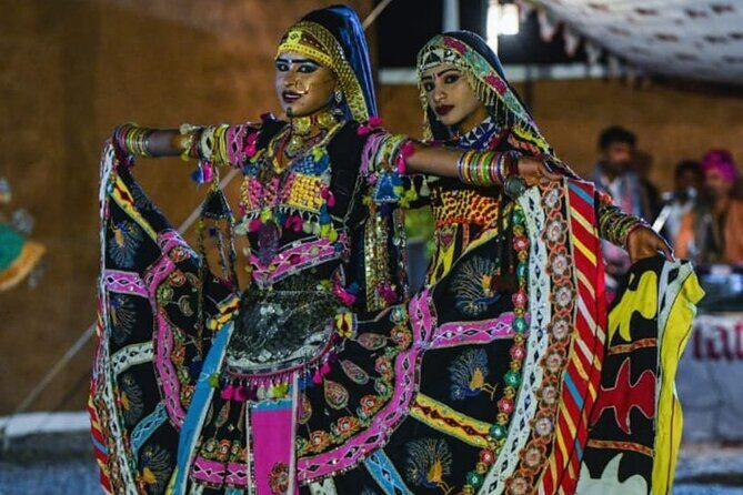 3-Day Luxury Golden Triangle Tour: New Delhi, Agra & Jaipur - Chandni Chowk to Jama Masjid: the rickshaw ride you’ll remember