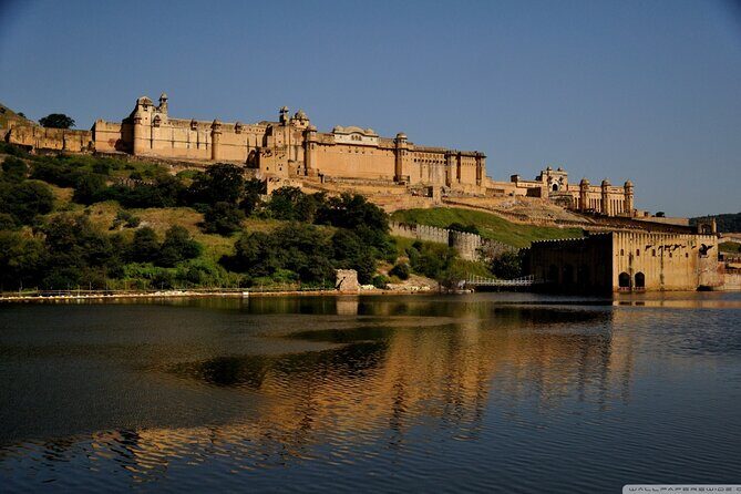 3 Days Golden Triangle Tour - Day 3 Jaipur: Amer Palace, City Palace, Hawa Mahal, Jal Mahal, and Jantar Mantar