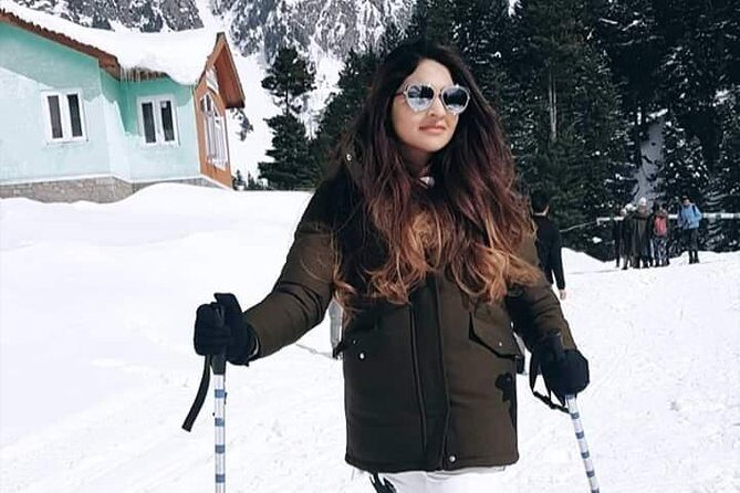 5-Days Kashmir tour includes Accommodation and Private Transportation - Arrival Into Srinagar: Pickup, Then Straight to Your Houseboat