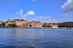 6 Night 7 Days Udaipur Jodhpur and Jaisalmer Tour - Day 2 in Udaipur: City Palace, Pichola views, and a mix of offbeat stops