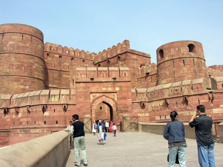 Agra: Guided Tour of Taj Mahal, Agra Fort and Fatehpur Sikri - Who should book this tour, and who should skip it