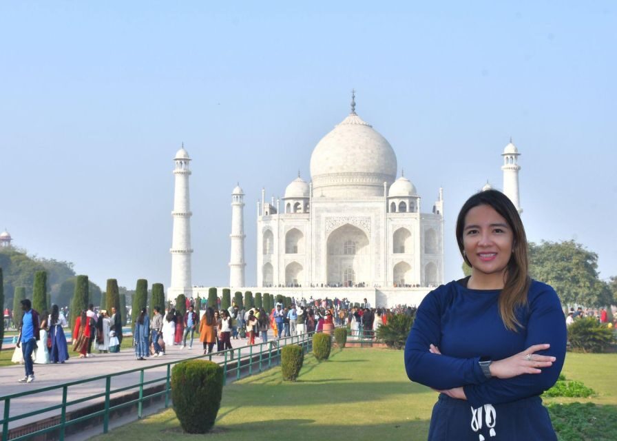 Agra: Guided Tour of Taj Mahal, Agra Fort and Fatehpur Sikri - Agra Fort at late morning: Akbar’s power behind the red sandstone