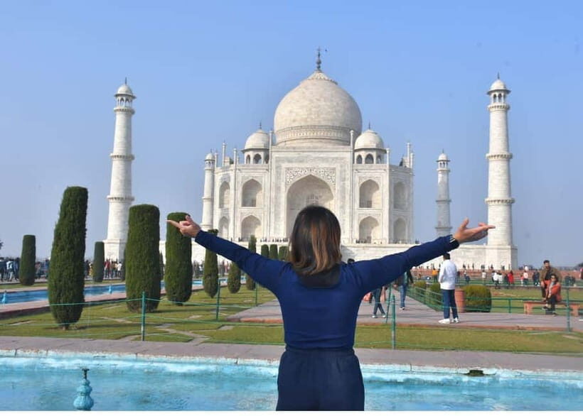Agra: Guided Tour of Taj Mahal, Agra Fort and Fatehpur Sikri - Getting picked up and set for a smooth Taj morning