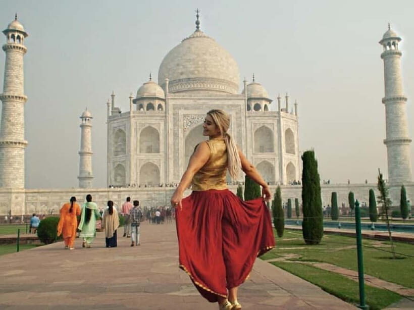 Agra: Skip-the-Line Fast Entry Ticket to the Taj Mahal - What the Tour Focuses On Inside the Grounds