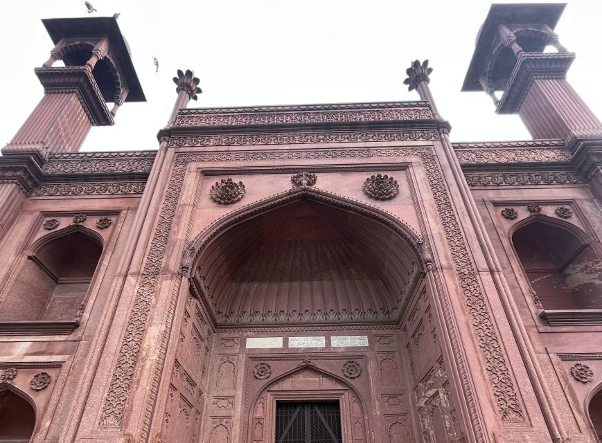 Agra: Skip-The-Line Taj Mahal & Agra Private Tour By Car - Agra Fort: Islamic-Indian Architecture and Mughal Daily Life