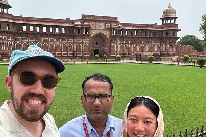 Agra: Skip the Line Taj Mahal and Agra Fort Private Tour - Morning pickup and a chauffeur who drives the day