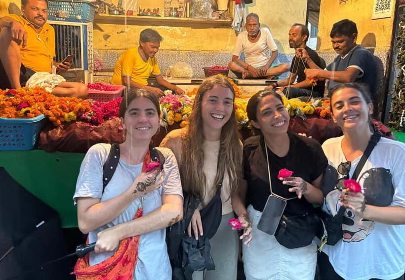 Agra: Street Food Walking Tour, Spice Market, & Tuk-tuk Ride - Getting There: Tuk-Tuk Pickup and the Timing That Makes Sense