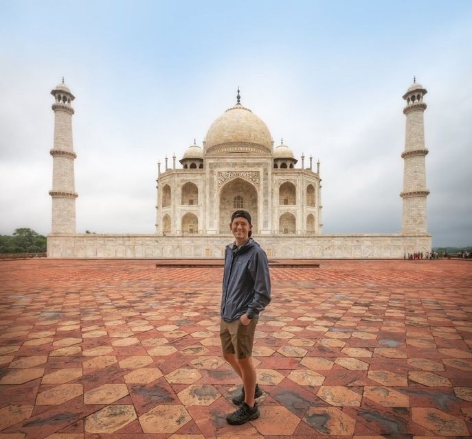 Agra: Taj Mahal with Mausoleum Skip-the-Line tickets & guide - Sunrise vs Later Times: When Your Ticket Choice Becomes the Best Value