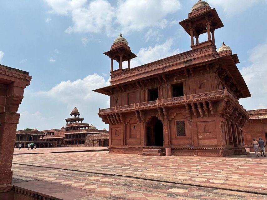 Agra to/from Jaipur with Chandboari Stepwell & Sikri Visits - Agra to Jaipur by Car, With Stops That Actually Matter