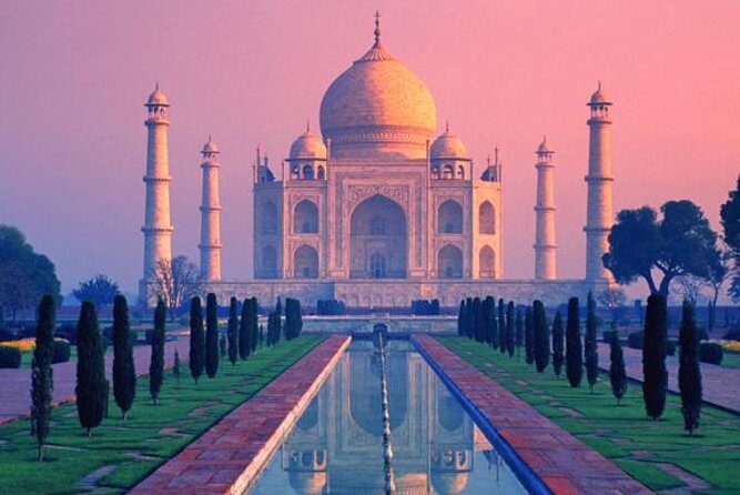All-Inclusive Private Sunrise Taj Mahal & Agra City Tour - Taj Mahal sunrise: what to expect in the dark-to-golden window