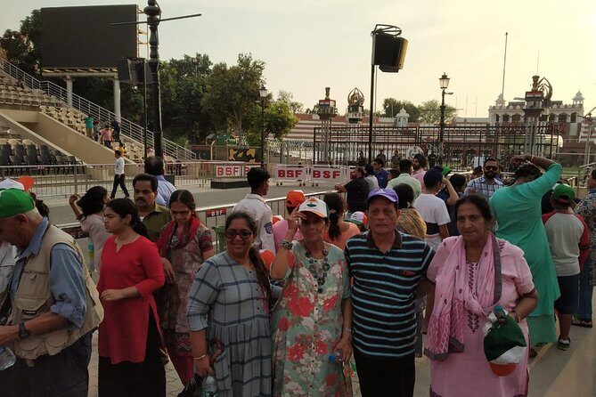 Amritsar Wagah Border Flag Ceremony. - Wagah Border: a ceremony you can feel in your body