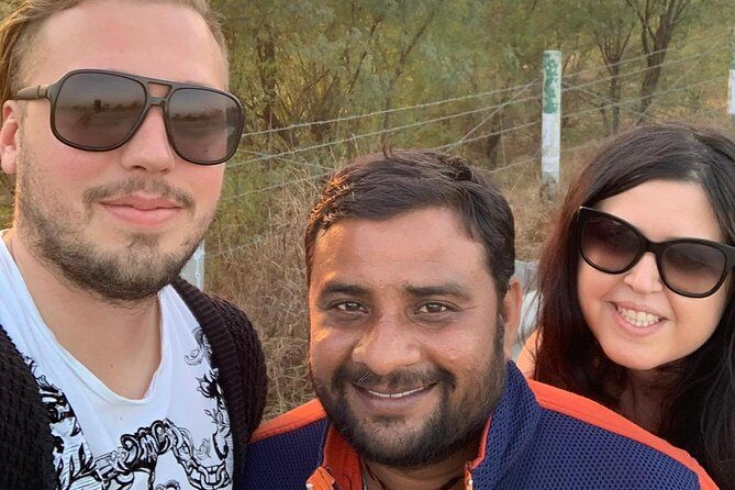 Best of Old Delhi & New Delhi City Tour in 8 Hours - By Car - Old Delhi: Red Fort views, Chandni Chowk shopping, and Jama Masjid