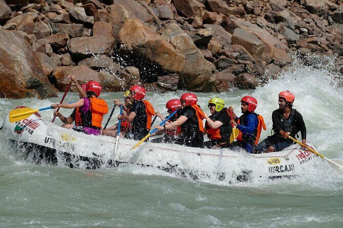 Day Rafting in Rishikesh- 16km - Safety Briefing and Gear: What’s provided (and what that tells you)