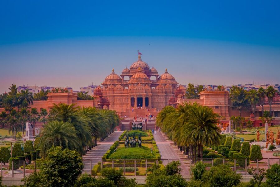 Delhi: 2-Day Delhi & Taj Mahal Tour by Car - Practical tips that keep the day from getting messy