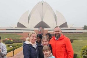 Delhi: Best 4 to 8 hour Old and New Delhi City Tour-All Inclusive - Qutub Minar: Seeing Delhi’s Towering Brick Minaret Up Close