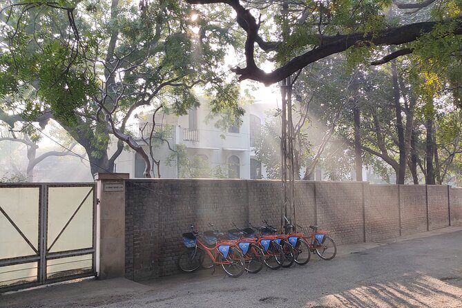 Delhi By Cycle & Old Delhi - Turkman Gate: A Start at the City’s Royal Entry Points