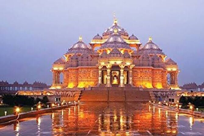 Delhi: Private Half-Day Tour of New Delhi & Old Delhi - How the private guide and vehicle change the day