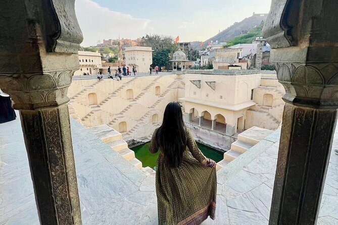 Explore Full Day Jaipur Guided Tour by Car with Guide - Royal Gaitor Tombs: quieter royal marble in the hills