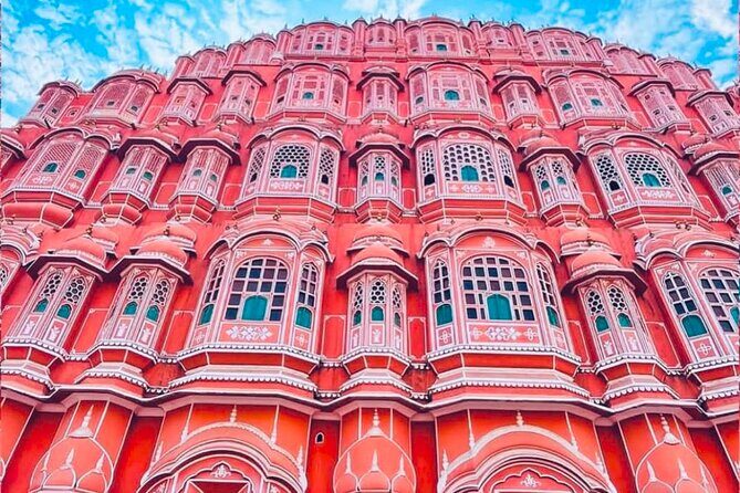 Explore Full Day Jaipur Guided Tour by Car with Guide - Hawa Mahal: 953 windows and a window into court life