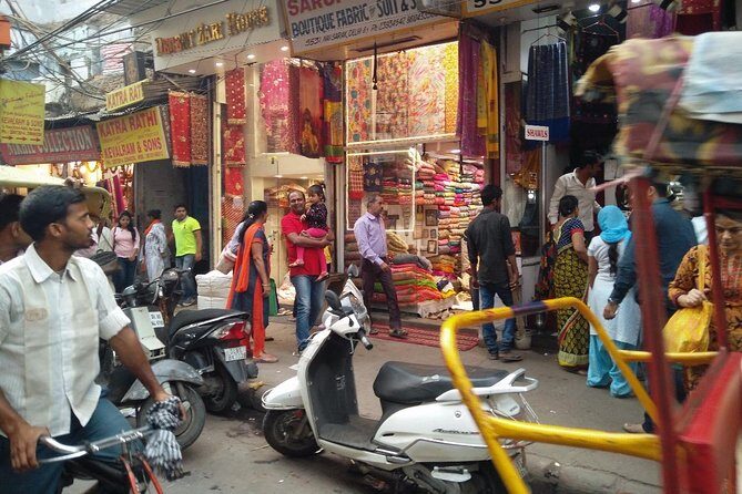 Explore the Beauty of Old Delhi & the Spice Market! - What you actually do: walk, then rickshaw, then street-food vibes