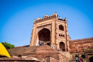 From Agra: Private Fatehpur Sikri Tour sightseeing All Inclusive - Getting From Agra and Back Without Headaches