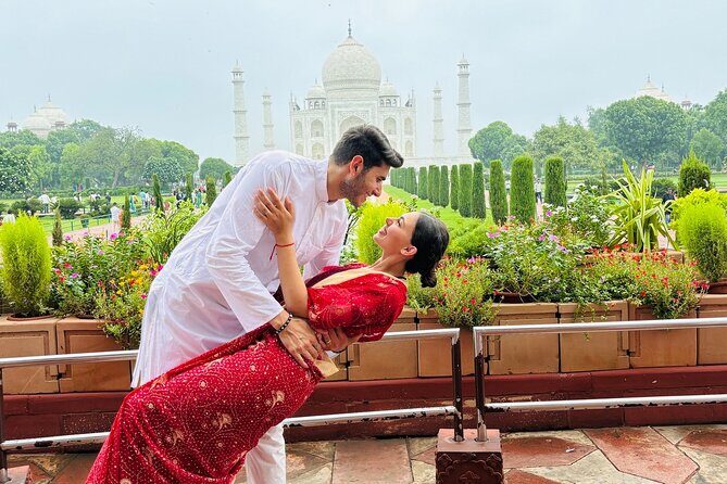 From Agra - Taj Mahal, Agra Fort and More - The guides and drivers make the difference