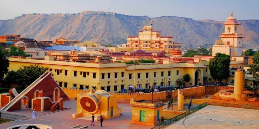 From Delhi: Jaipur Day Trip by Fast Train or Private Car - Monkey Temple: a quick change of pace in the older city
