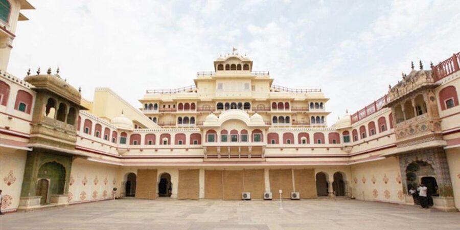 From Delhi: Jaipur Day Trip by Fast Train or Private Car - Amber Fort: the stop that makes Jaipur make sense