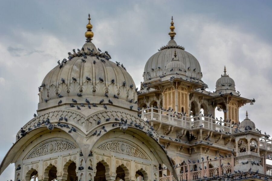 From Delhi: Jaipur Day Trip by Fast Train or Private Car - Jal Mahal: that dreamy palace-from-the-water look