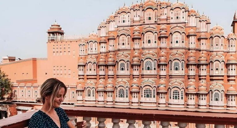 From Delhi: Jaipur Private Tour with Guide & Hotel Pickup - Amber Fort and Panna Meena ka Kund: The Hilltop Start That Sets the Mood