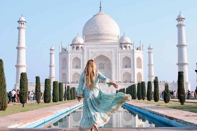 From Delhi: Luxury Group tour of Agra by Car- TOP RATED TOUR - Marble inlay workshop and handicraft gallery: craft you can actually touch