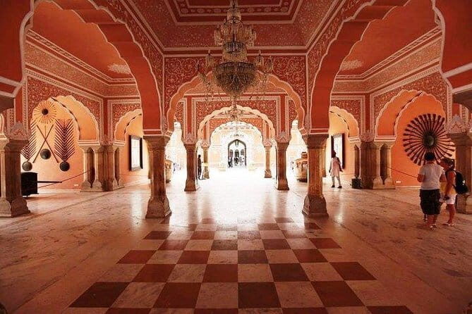 From Delhi: Overnight Taj Mahal & Agra City Tour by Car - Which Stops Are Best If You Love Photos (Or Just Good Angles)