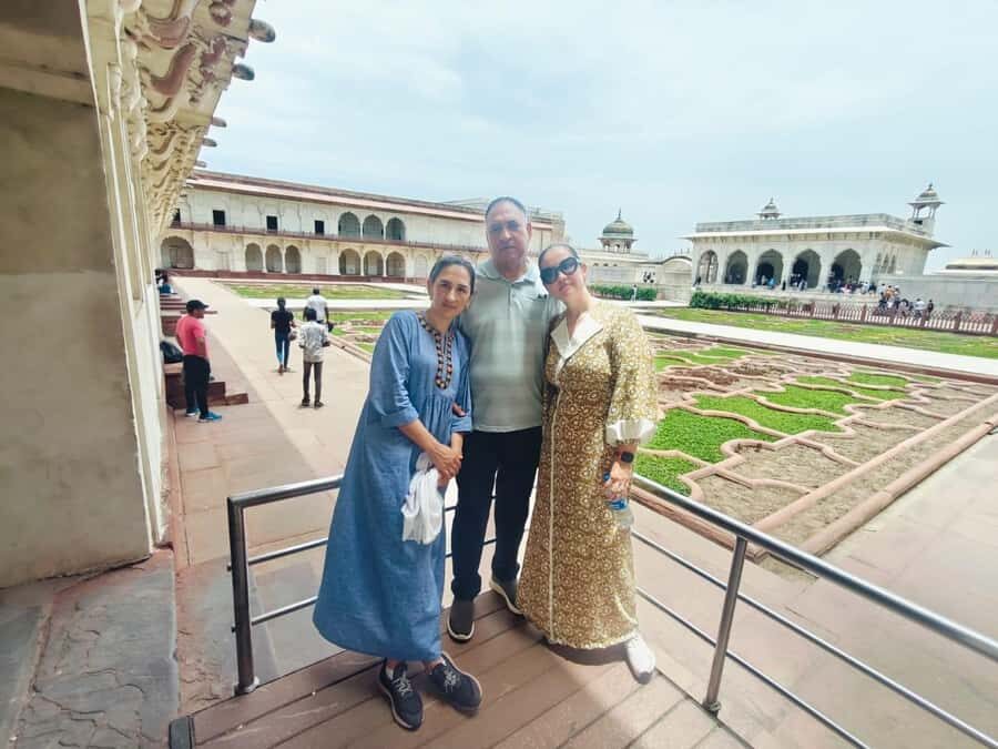 From Delhi: Private Taj Mahal Day Tour with Fast-Track Entry - Agra Fort: The Mughal Power Base Beyond the Main Attraction