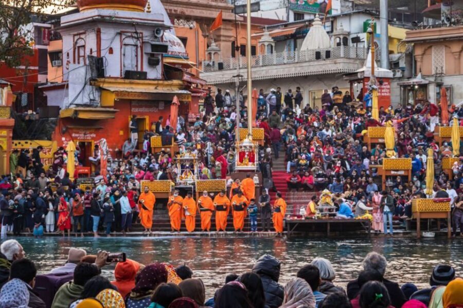 From Delhi: Rishikesh and Haridwar Day Trip - Ganga Aarti at Har Ki Pauri: what makes it work
