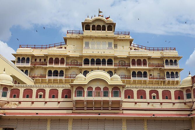 From Delhi: Same Day Amer Fort & Jaipur Tour By Car - Amber Palace (Amer Fort): the Golden Fort stop that sells Jaipur