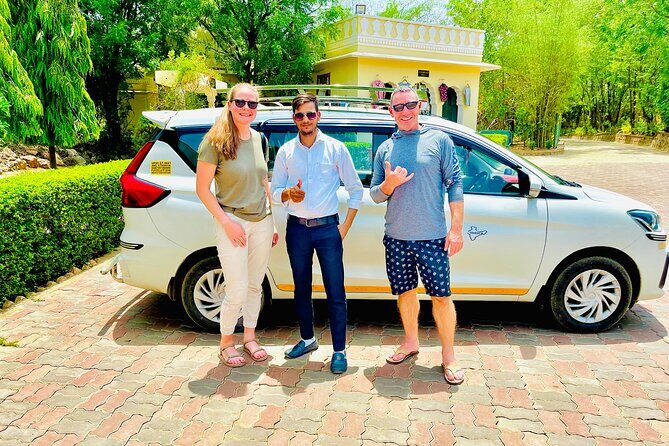 From Delhi: Same Day Taj Mahal, Agra Tour By Car with Option - Agra Fort: Akbar’s Stronghold in a Focused One-Hour Visit