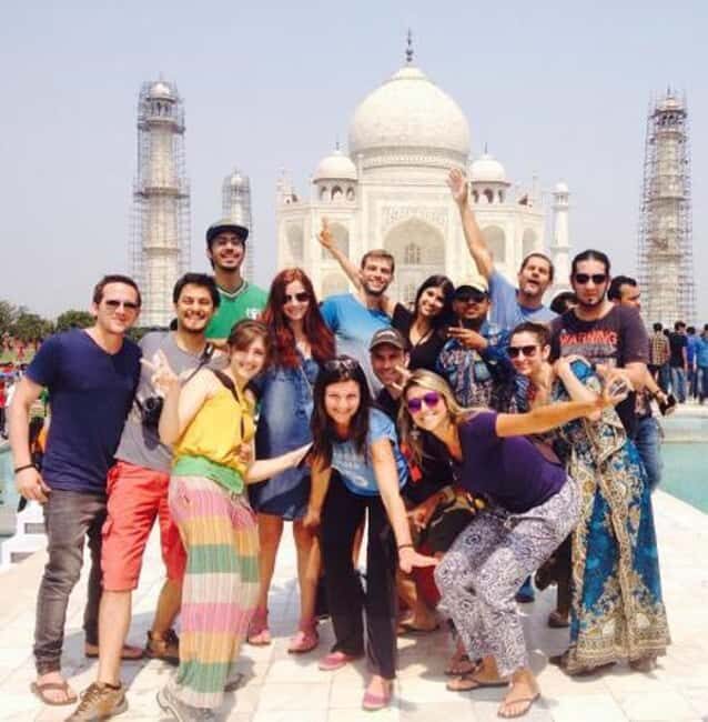 From Delhi: Taj Mahal & Agra Fort Shared Group Tour - Taj Mahal with an actual guide: 3 hours that feel worth it