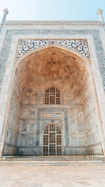 From Delhi: Taj Mahal & Agra Tour with Lunch at Marriott - Price and value: why this can feel like a bargain