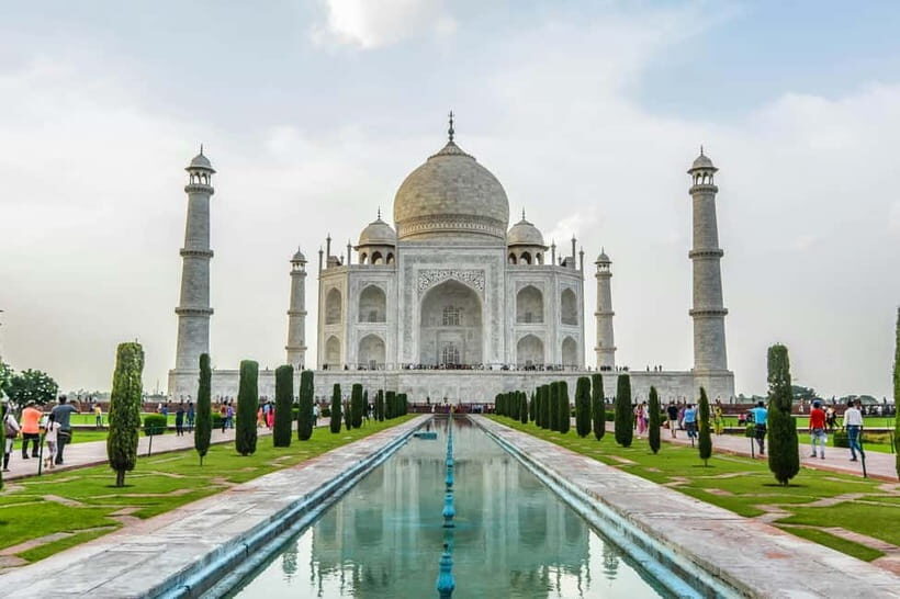 From Delhi: Taj Mahal & Agra Tour with Lunch at Marriott - Sunrise Taj Mahal: worth it if you can handle the early start