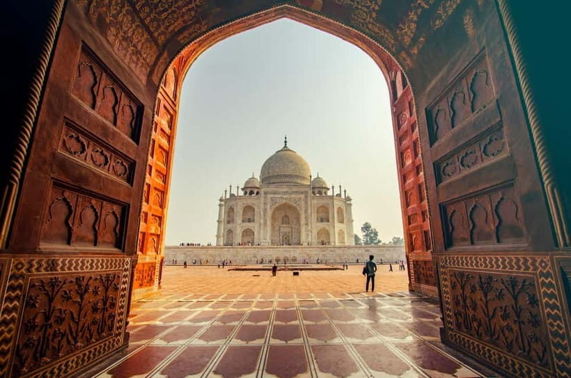 From Delhi: Taj Mahal & Agra Tour with Lunch at Marriott - Taj Mahal guided tour: you’ll see more than the postcard