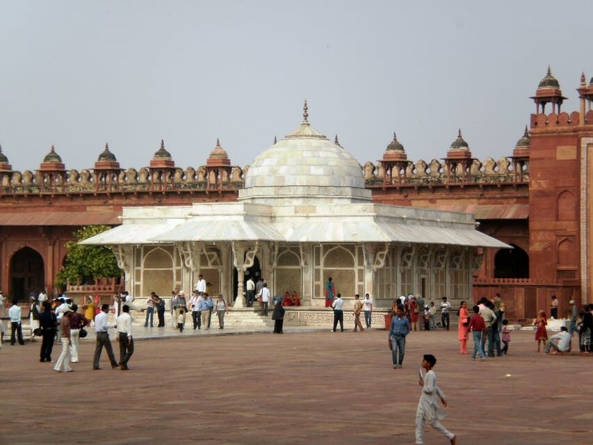From Delhi: Taj Mahal Sunrise, Agra Fort & Baby Taj Day Tour - Delhi-to-Agra in a private AC car: comfort and stress control