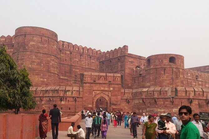 From Delhi: Taj Mahal Sunrise and Agra Fort Private Tour - The drive from Delhi to Agra: comfort is the whole point