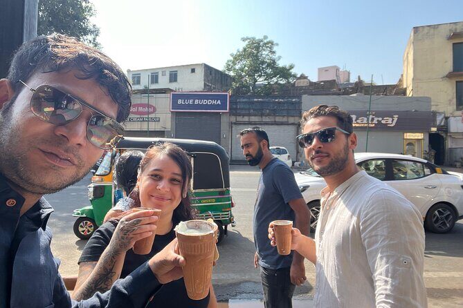 Full-Day Jaipur City Tour with Guide - Royal Gaitor Cenotaphs, Jal Mahal Photos, and Panna Meena ka Kund