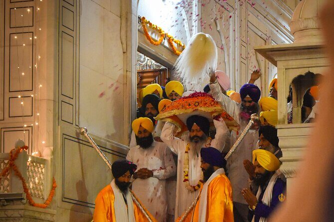 Golden Temple Guided Tour (Planet Amritsar Inc.) - Stop-by-stop: the Dukh Bhanjani Ber Tree and why locals care