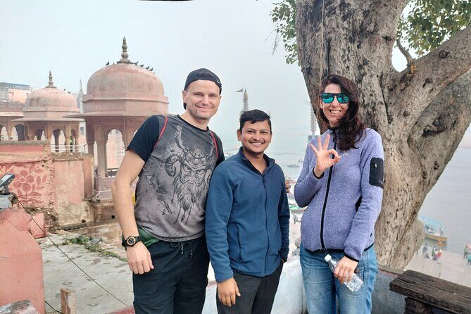 Guide francophone à varanasi - Rakesh - A 3-hour loop from Dashashwamedh Ghat to Pita Maheshwar