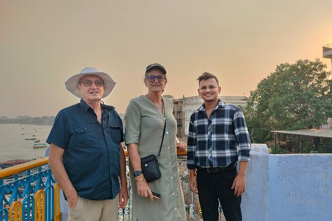 Guide francophone à varanasi - Rakesh - How the tour handles crowds, narrow lanes, and big feelings