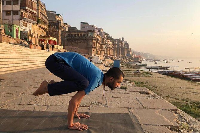 INDIVIDUAL YOGA CLASS - BEGINNER / ADVANCED Sunrise Yoga with Ayush in Varanasi - Price and value: is $16 worth it?