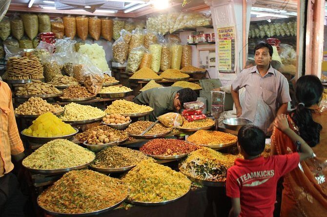 Jaipur Bazaar & Food Walking Tour - Meeting Roop Rani Bangles First, Then Start Moving