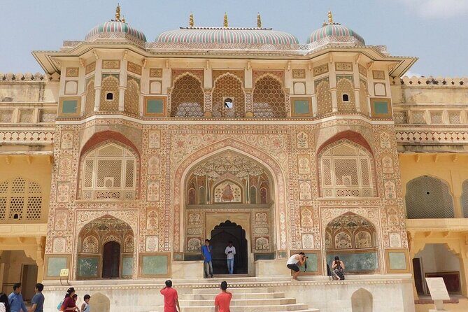 Jaipur City Tour with a Licensed Guide - Jantar Mantar: The Giant Stone Sundial Moment