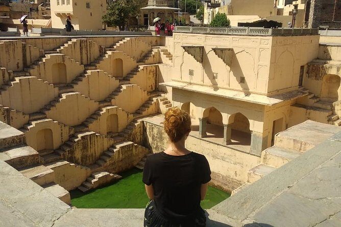 Jaipur Day Tour - Hawa Mahal’s Facade: A 1799 Look at the Zenana